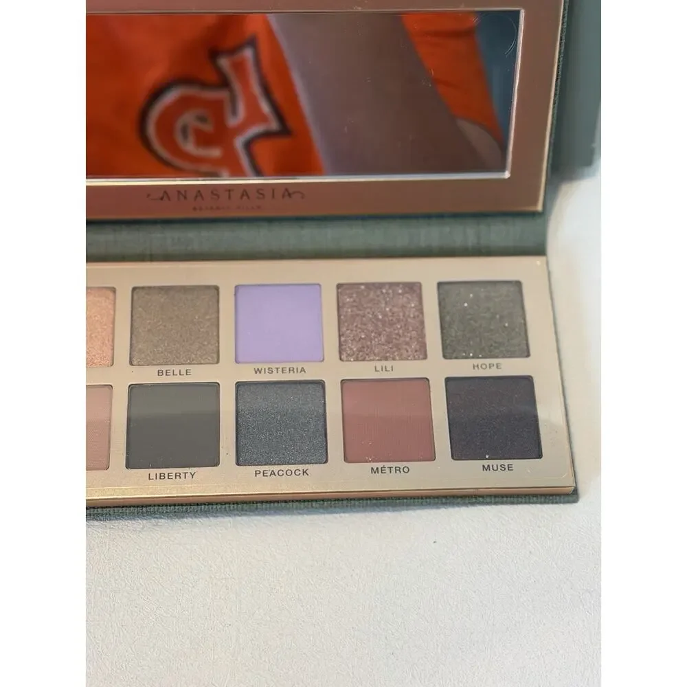 Anastasia Beverly Hills Nouveau Eyeshadow Palette New In Box